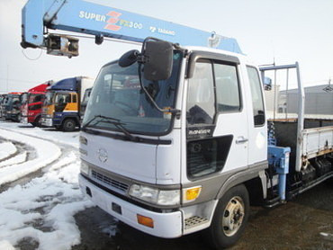 Isuzu Forward (манипулятор)