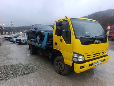 Isuzu nqr75