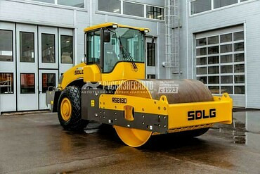 SDLG RS 8180