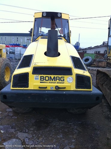 BOMAG 213 D