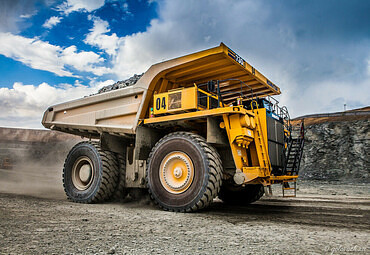 Ремонт БАС (большегрузного автомобильного самосвала)