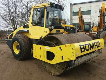 Bomag 213 D-40