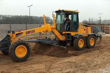 XCMG GR 135