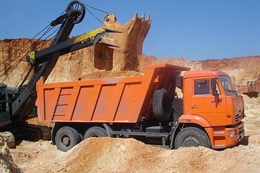 Купить карьерный песок с доставкой