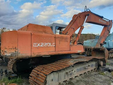 Hitachi EX220