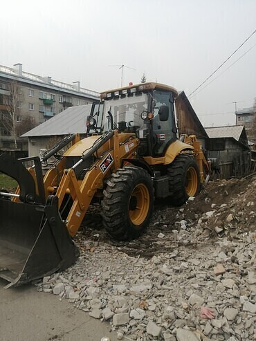 Рытье котлованов, ям, траншей. Планировка