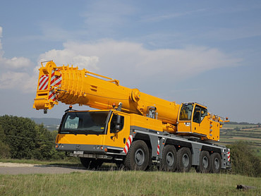 Liebherr LTM 1220-2