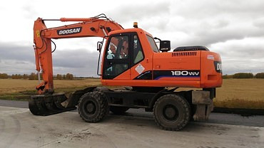 Doosan 180W-V