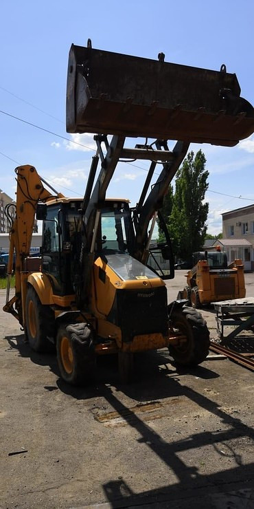 JCB