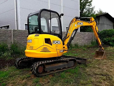 JCB, LGCE