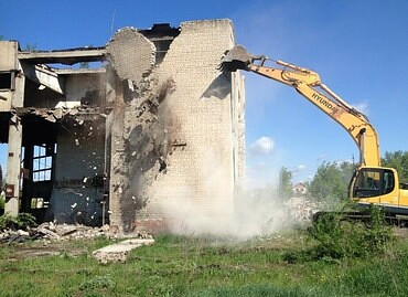 Демонтаж строений