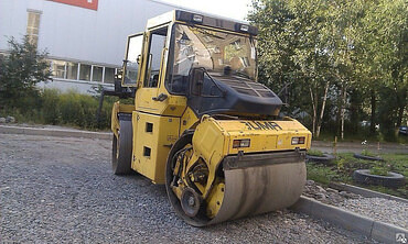 Bomag BW 213 D-4