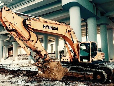 Запчасти для бульдозеров Hyundai, Komatsu, Hitachi и других