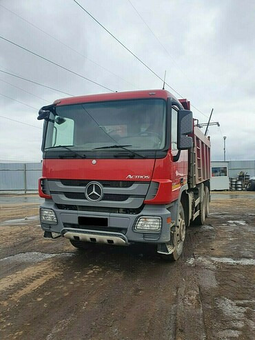Mercedec Actros 3341
