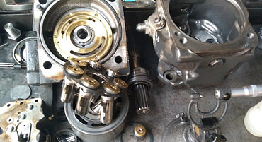 Ремонт гидравлики спецтехники. Выезд к заказчику на объект