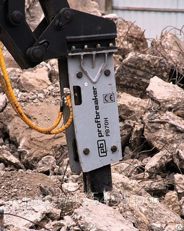 Profbreaker PB на базе CAT 444E