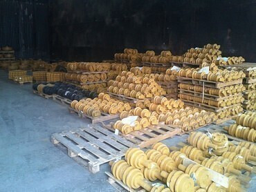 Навесное оборудование и запчасти для бульдозеров, погрузчиков и экскаваторов любых марок и брендов