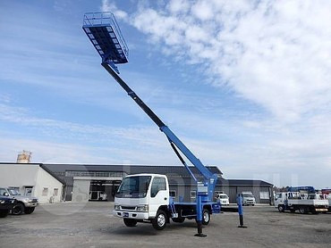 ISUZU ELF, Mitsubishi Fuso