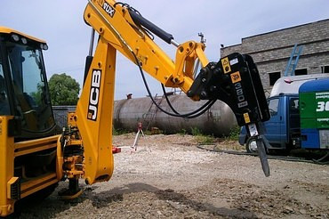 JCB 4CX