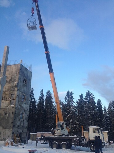 КС-45717А-1Р Ивановец на шасси МАЗ