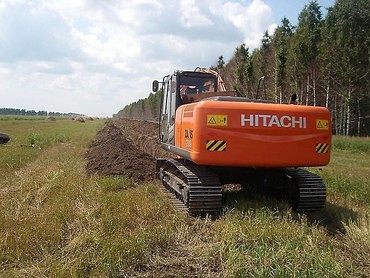 cat 320 hitachi