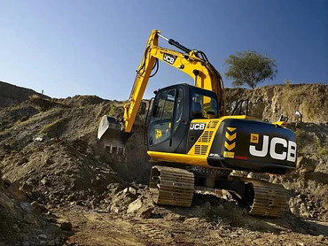 Гусеничный экскаватор JCB JS130LC