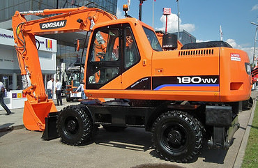 DOOSAN 180 WX