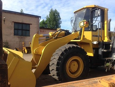 KOMATSU WA420-3