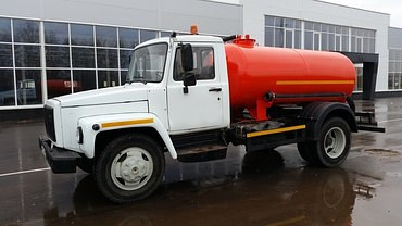 Вакуумная откачка грязной воды и отходов