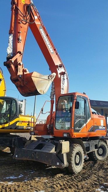 DOOSAN 180W
