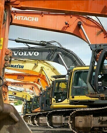 Ремонт электроники, электрики  всей спецтехники и грузовых автомобилей с выездом на место поломки и грузовых автомобилей