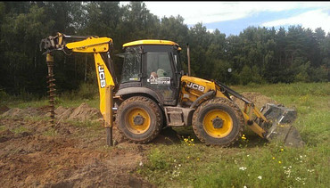 JCB 4CX