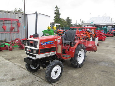 YANMAR F15D