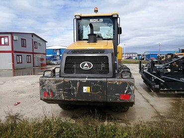 SDLG RS8180