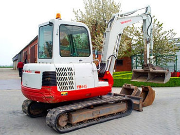 TAKEUCHI ТВ 145