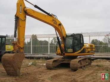 JCB JS 220 SC