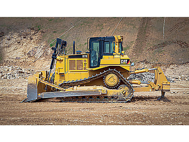 CAT 7D
