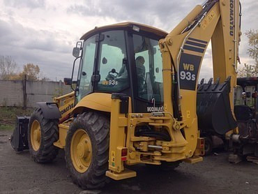 KOMATSU WB93S