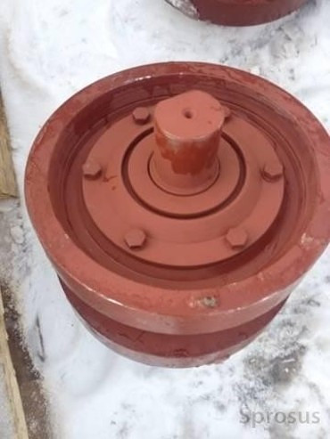 Запчасти для кранов гусеничных