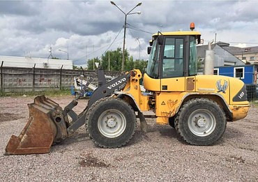 VOLVO 4500B