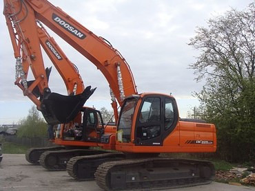 Doosan DX225LCA