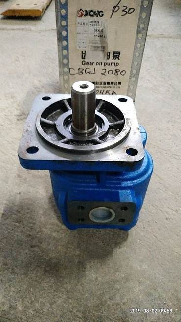 Насос гидравлический рулевой (шпонка, вал 30 мм) для погрузчиков фронтальных