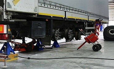 Оперативная диагностика, техническое обслуживание и ремонт легкового, коммерческого и грузового транспорта