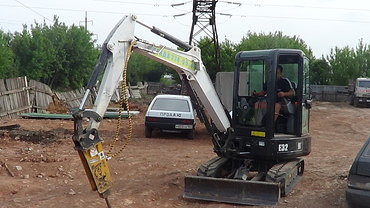 Bobcat e32