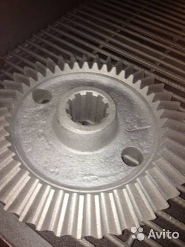 Каток опорный в сборе Гусеничное звено (трак) Гусеничная лен