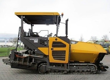 VOLVO  ABG   TITAN 6820