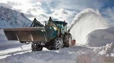 Очистка дорог и территорий от снега