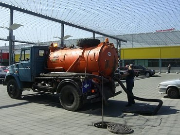 Очистка септиков и выгребных ям