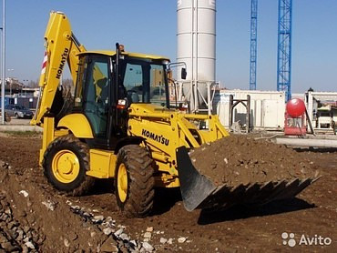 Komatsu, JCB, Case