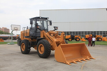 Lonking LG833N